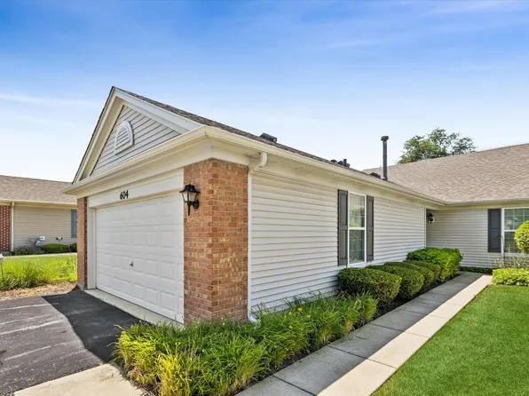 604 S Curran Rd, Round Lake, IL 60073