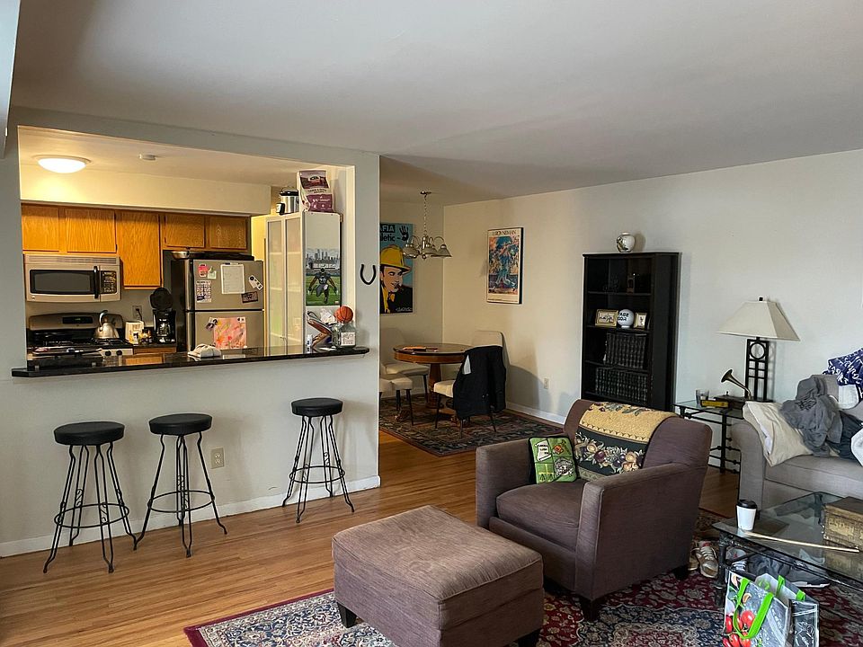 1st image of 744 Lombard St #3