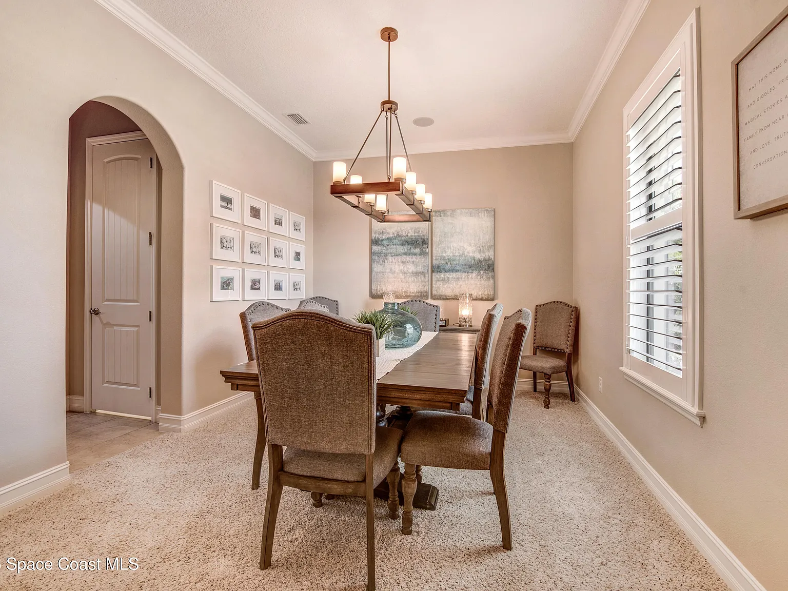 4 bed, 4.0 bath, 3082 sqft, $3,500 — Photo 4