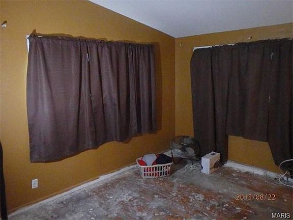3rd image of 2208 Vorhof Dr