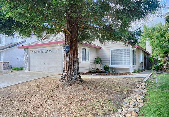 2nd image of 8860 Gemwood Way