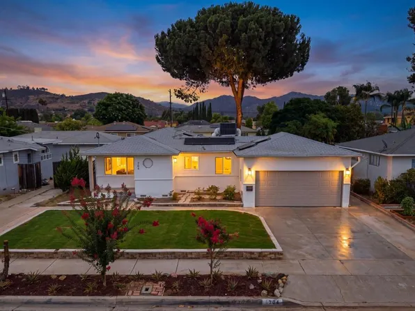 704 Goldenrod St, Escondido, CA 92027