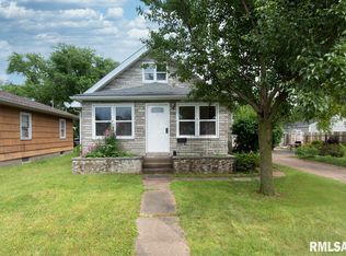 3006 Kennedy Dr, East Moline, IL 61244