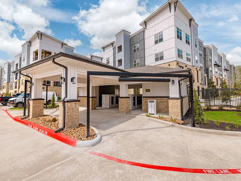 Mail Location Close To Leasing Office