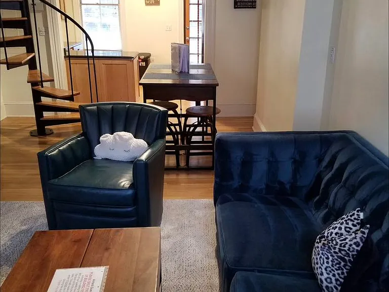 40 Hanson St #2 — Photo 3