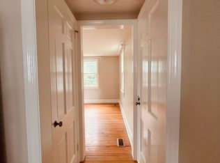 9 Kings Ln, Essex, CT 06426