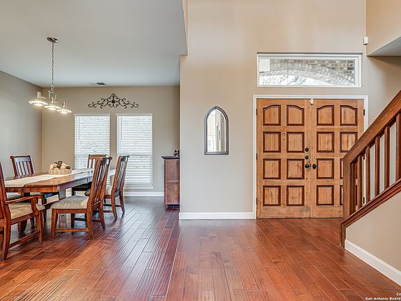 5th image of 18010 Crystal Knoll