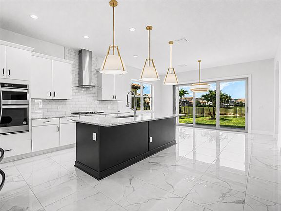 3rd image of 8204 Topsail Pl
