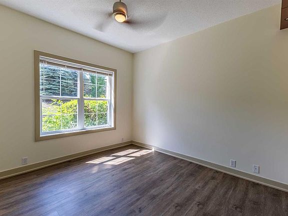 4th image of 5605 W Henwood St SW #1308