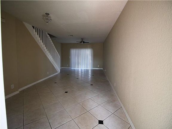 3rd image of 7671 Tamarac Island Cir