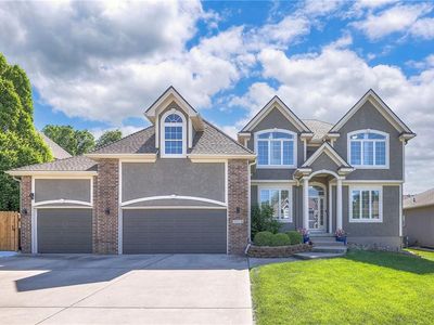 3915 SW Granite Ln, Lees Summit, MO, 64082