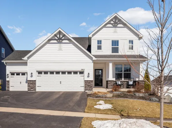 2815 Isabelle Dr, Victoria, MN 55386