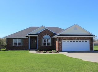 13271 Oak Alley Ct, Boonville, MO 65233