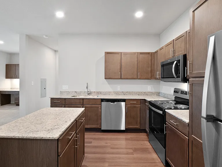 Aventura at Hawk Ridge — Photo 39