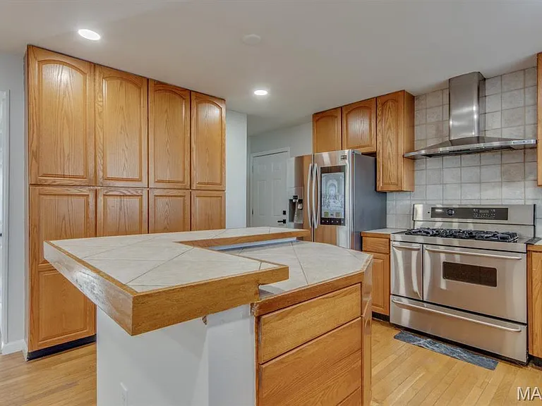 359 Palermo Dr — Photo 14