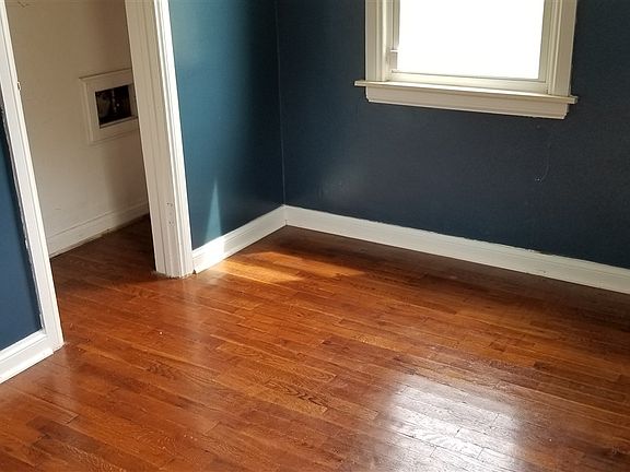 4th image of 6221 S Case Ave