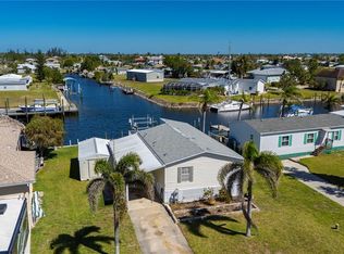 650 Hawaii Ct, Punta Gorda, FL 33950