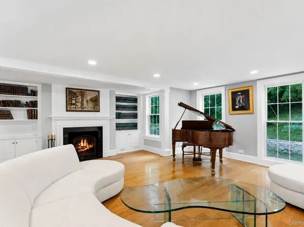450 Oyster Bay Road, Matinecock, NY 11560