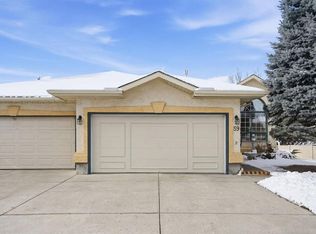 59 E Sunlake Close SE, Calgary, AB T2X3H2