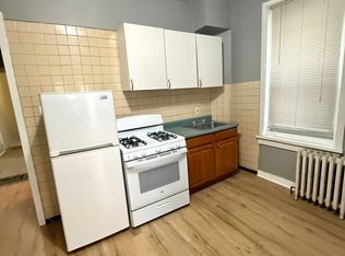 4632 Woodland Ave APT 2R, Philadelphia, PA 19143