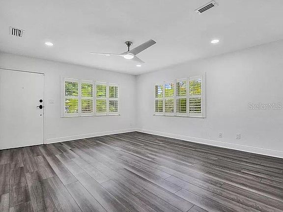 4th image of 3903 W Carmen St