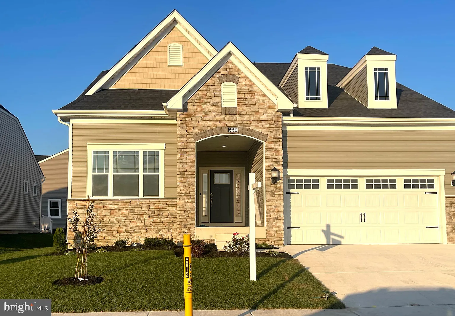 24240 Charleston Ln photo 1