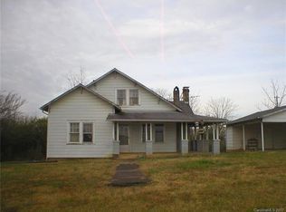 489 N Meadow Rd, Harmony, NC 28634