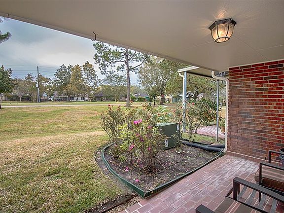 4th image of 3314 S Country Meadows Ln