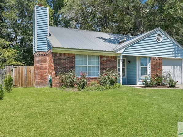 8 E Quail Forest Court E, Savannah, GA 31419