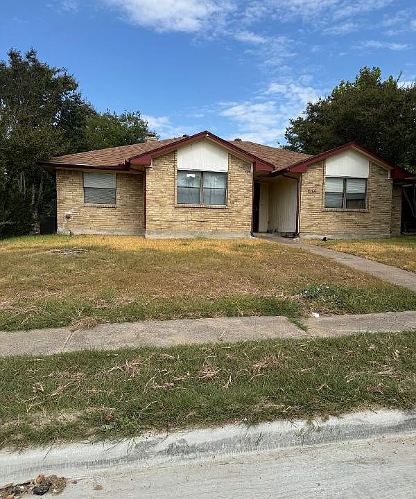1st image of 705 Angle Ridge Cir