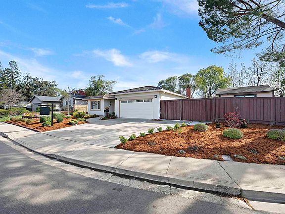 5th image of 74 Ryegate Pl