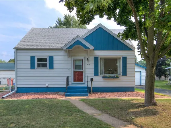 1913 Laurel Avenue, Eau Claire, WI 54701