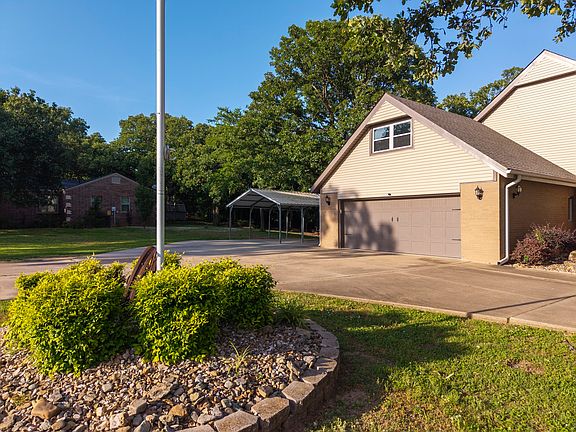 5th image of 102 Kidd Ln