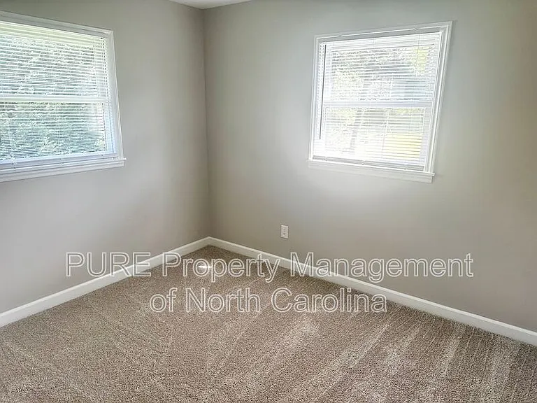 916 W 5th Ave #A — Photo 22