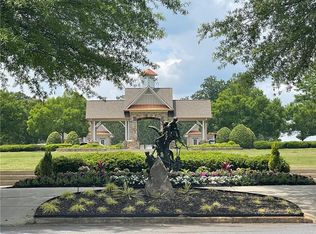 710 Village Field Ct, Suwanee, GA 30024