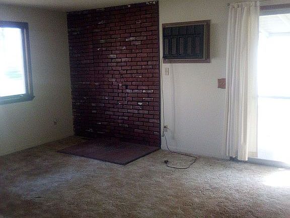 4th image of 171 Burmon Dr