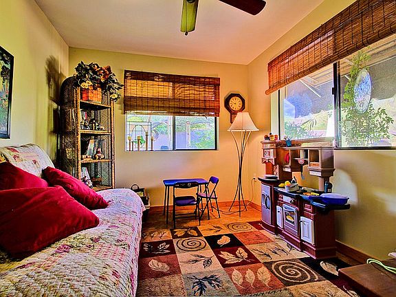 Bonus room 1 / den / office / bedroom