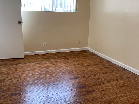 4th image of 5326 Cahuenga Blvd APT 5
