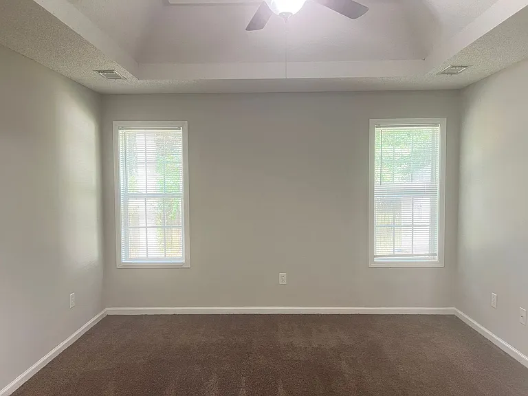 103 Reese Dr — Photo 10