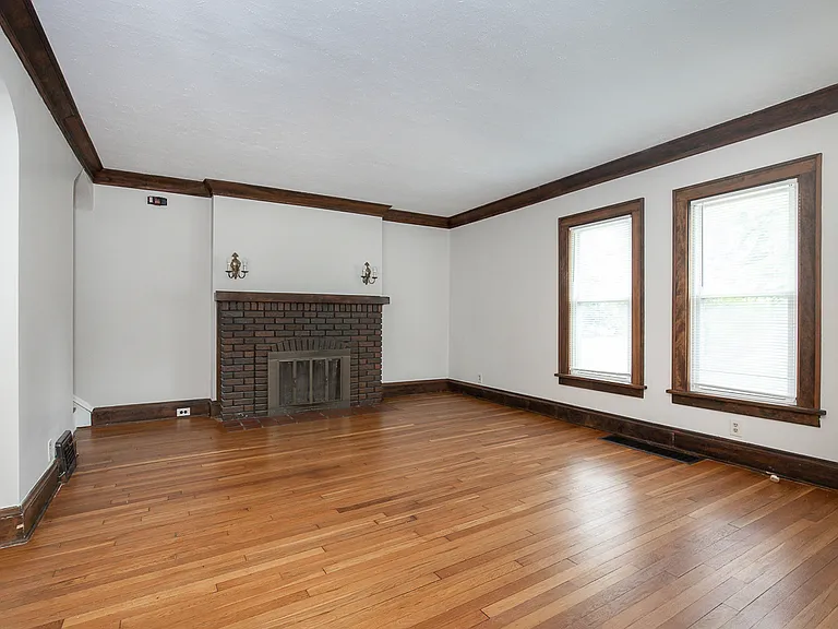912 Cambridge Rd #B — Photo 6