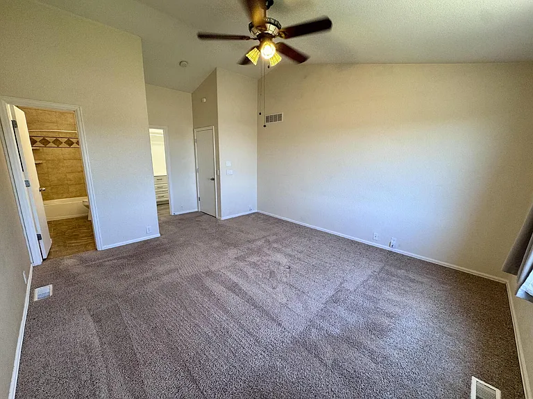 11260 Jersey Way — Photo 9