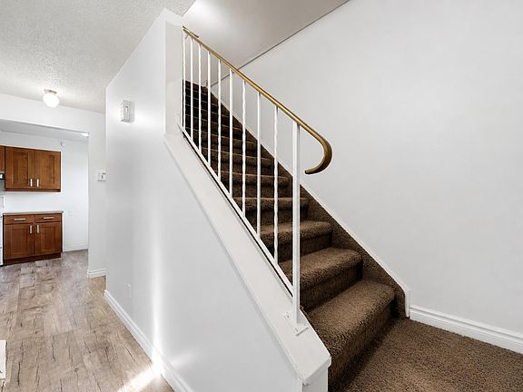 3rd image of 303 Primrose Gdns NW