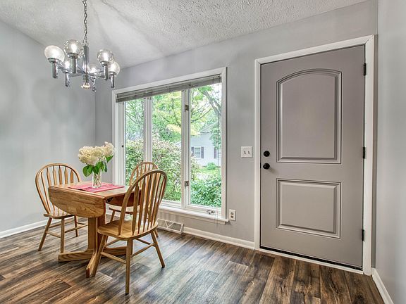 4th image of 4379 Woods Trl SW #6