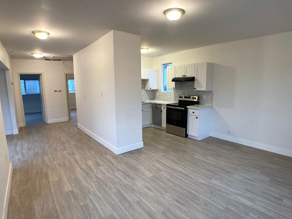 Living/Kitchen