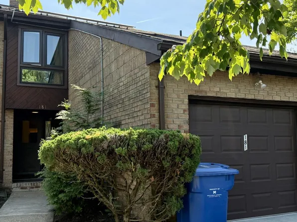181 Nathan Dr, North Brunswick, NJ 08902