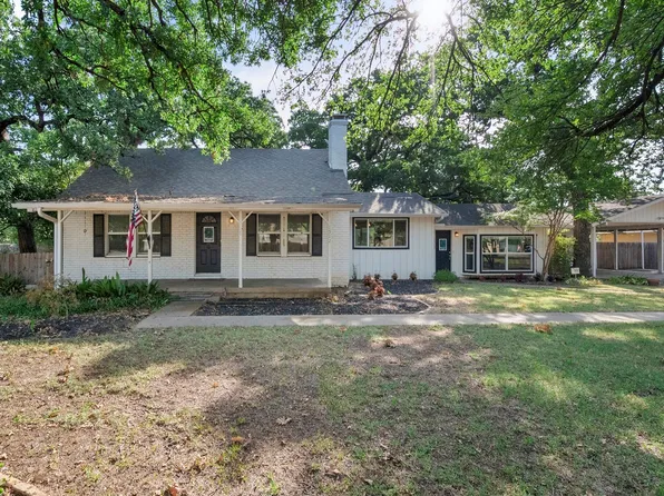 1512 Cardinal Rd, Mansfield, TX 76063