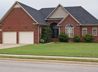 13441 Cypress Ln, Athens, AL 35613