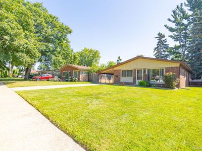 9041 Rackham St, Taylor, MI, 48180