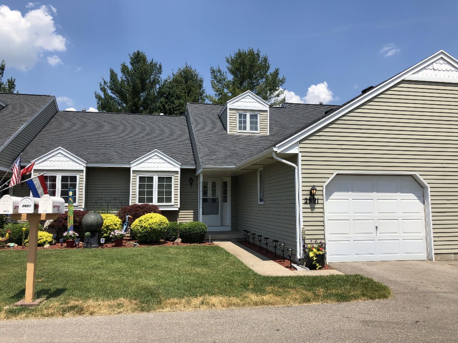 2821 Parkside Dr, Jenison, MI 49428 Zillow