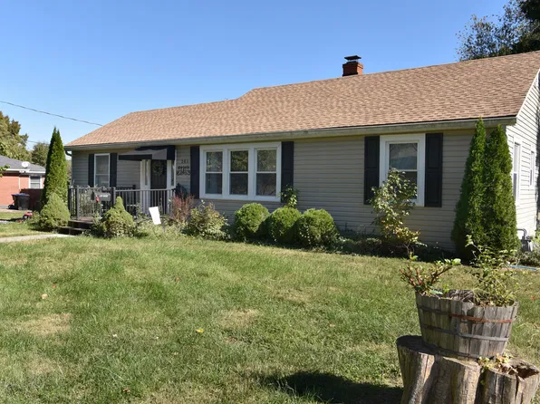261 Lyons Dr, Frankfort, KY 40601